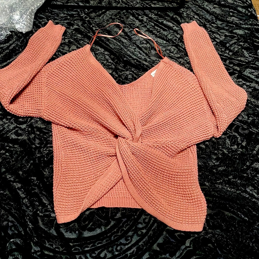 Twist sweater
